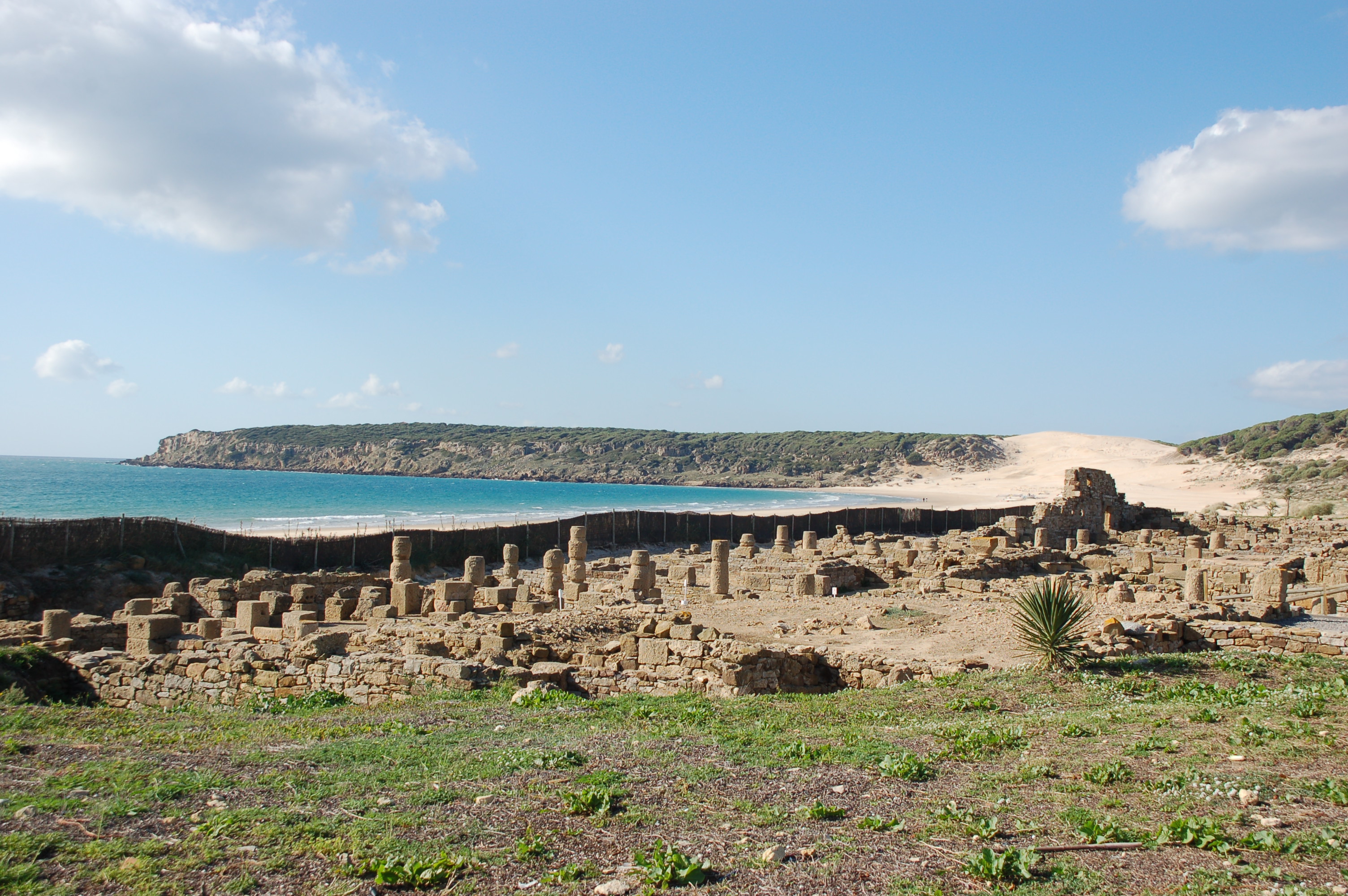 Playa de Bolonia y ruinas de Baelo Claudia